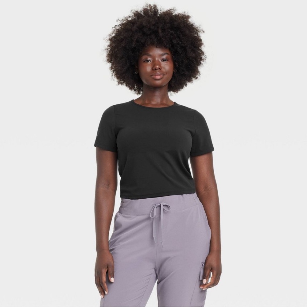 All in Motion Black Short Sleeve Women's Tee- size large
